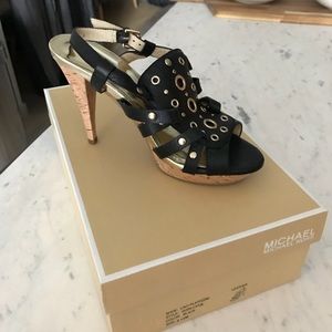 Michael Kors Laci Platform Black 6.5. Shoes